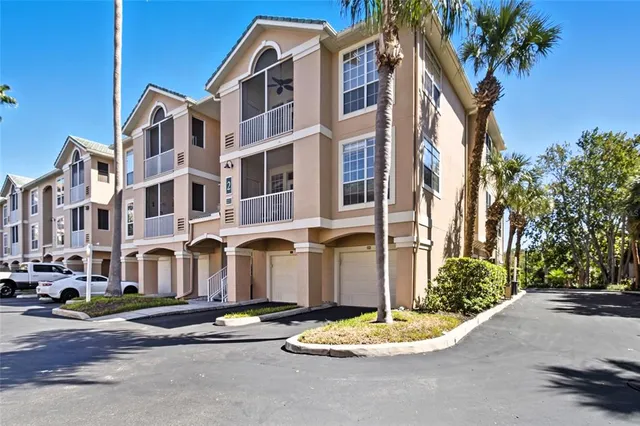$299,900 | 2212 Bay Club Circle, Unit 2212, Tampa, FL 33607