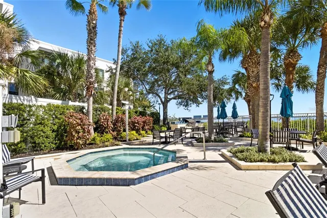 $299,900 | 2212 Bay Club Circle, Unit 2212, Tampa, FL 33607