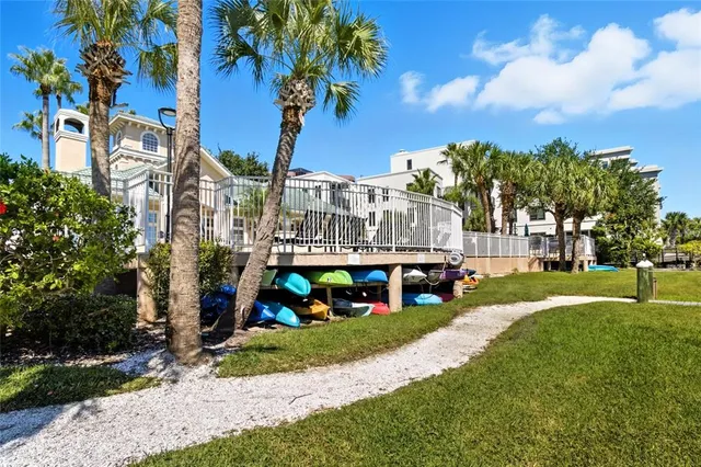 $299,900 | 2212 Bay Club Circle, Unit 2212, Tampa, FL 33607