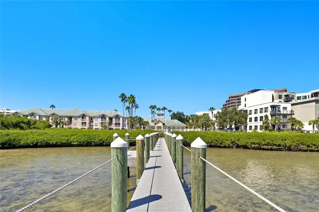 $299,900 | 2212 Bay Club Circle, Unit 2212, Tampa, FL 33607