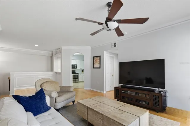 $299,900 | 2212 Bay Club Circle, Unit 2212, Tampa, FL 33607