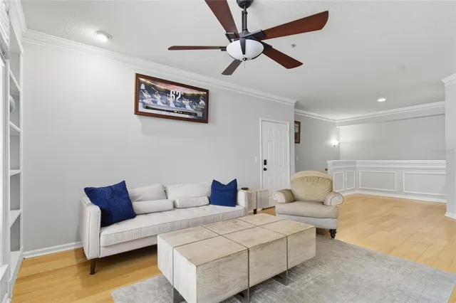 $299,900 | 2212 Bay Club Circle, Unit 2212, Tampa, FL 33607