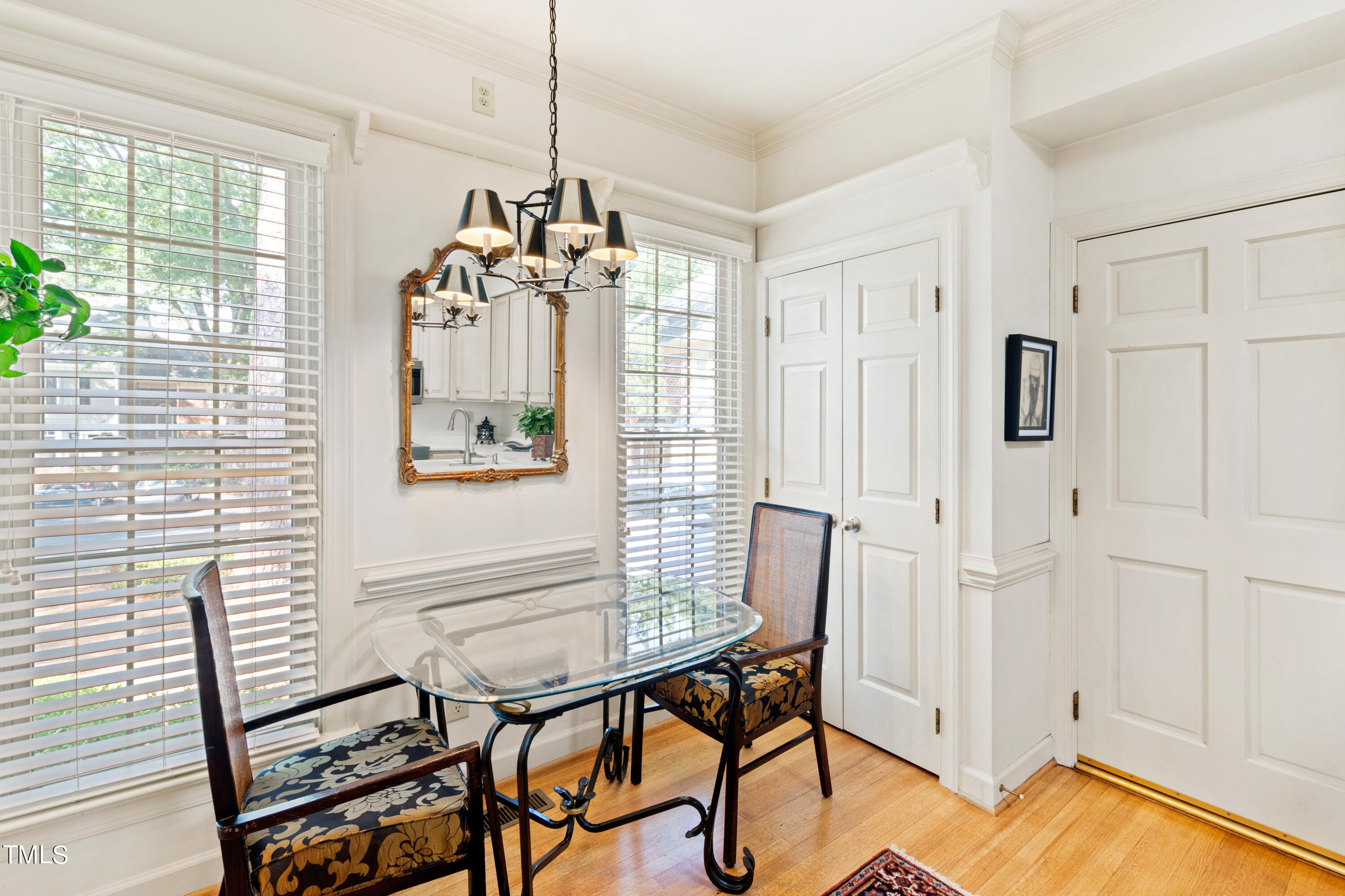 6007 Cobridge Square Raleigh, NC 27609 - Photo 12 of 41 Eat-In Kitchen Area