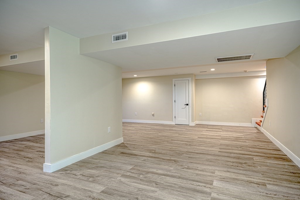 9 Keans Road Burlington, MA 01803 - Photo 37 of 40 Gallery Image 37