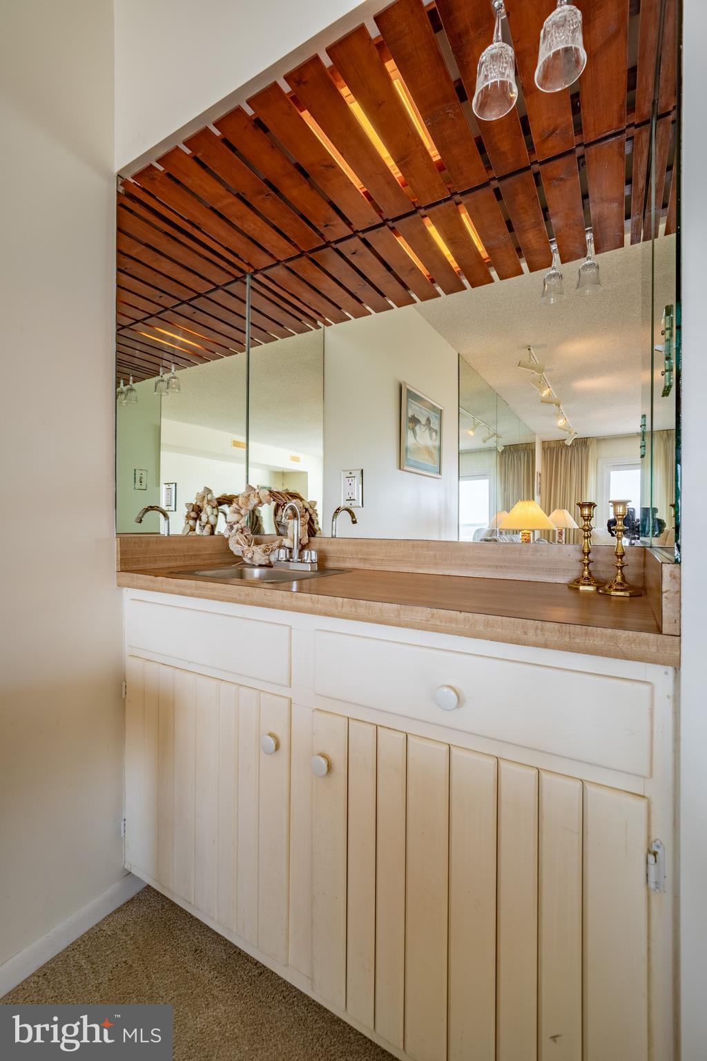 721 Rusty Anchor Road, Unit 24B Ocean City, MD 21842 - Photo 22 of 45 Gallery Image 22