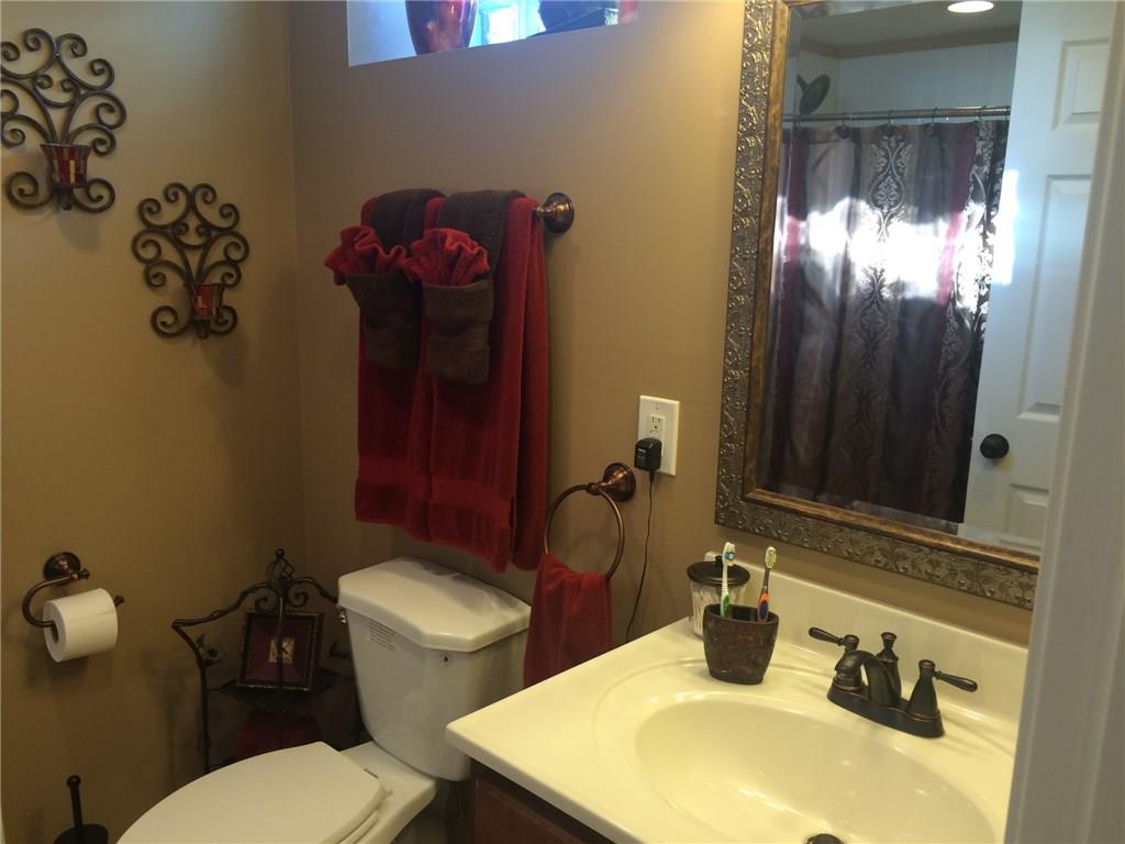 802 East Moffatt Road New Castle, PA 16101 - Photo 19 of 19