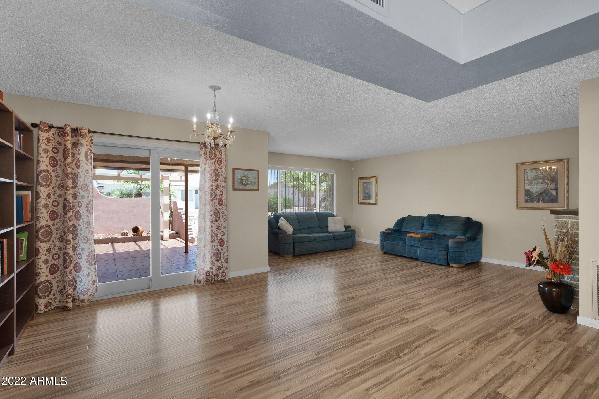 5826 Casper Road Mesa, AZ 85205 - Photo 8 of 30 Great Room with Dining