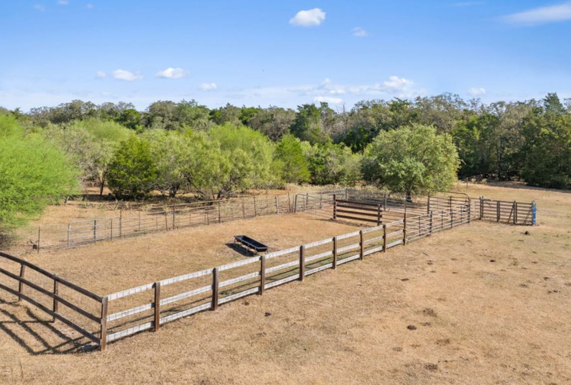 340 Mark Young Road Smithville, TX 78957 - Photo 31 of 40 a view of a terrace with a bench