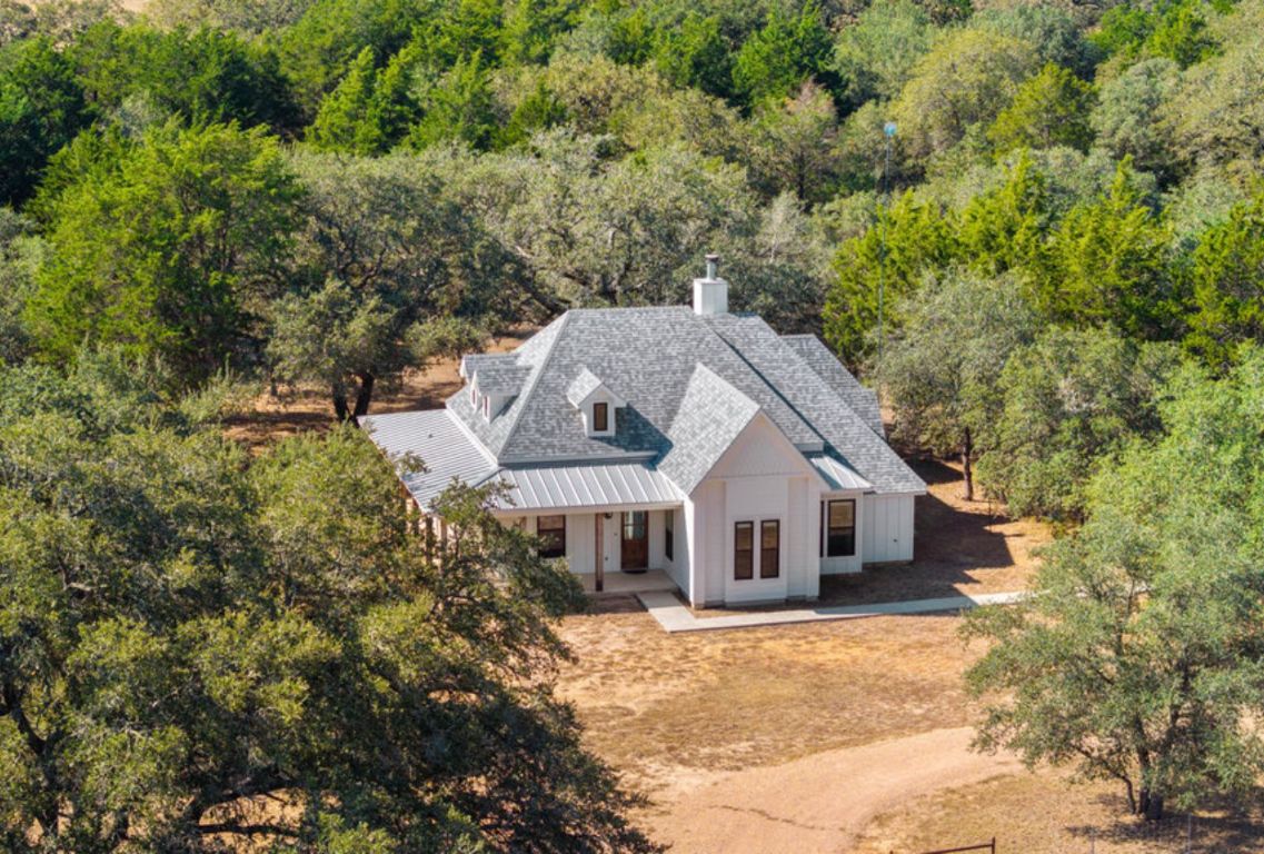340 Mark Young Road Smithville, TX 78957 - Photo 5 of 40 a view of a house with a yard