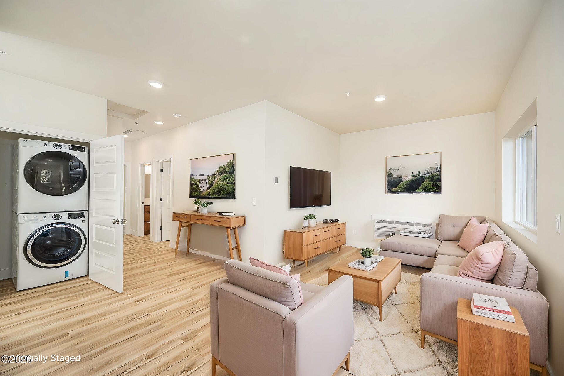 2950 Southwest Coho Street Newport, OR 97366 - Photo 6 of 25 Virtual Staging