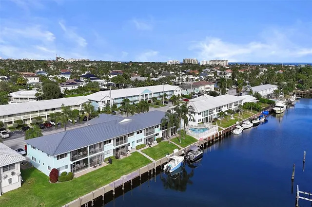 $399,900 | 2330 Northeast 36th Street, Unit 9, Lighthouse Point, FL 33064