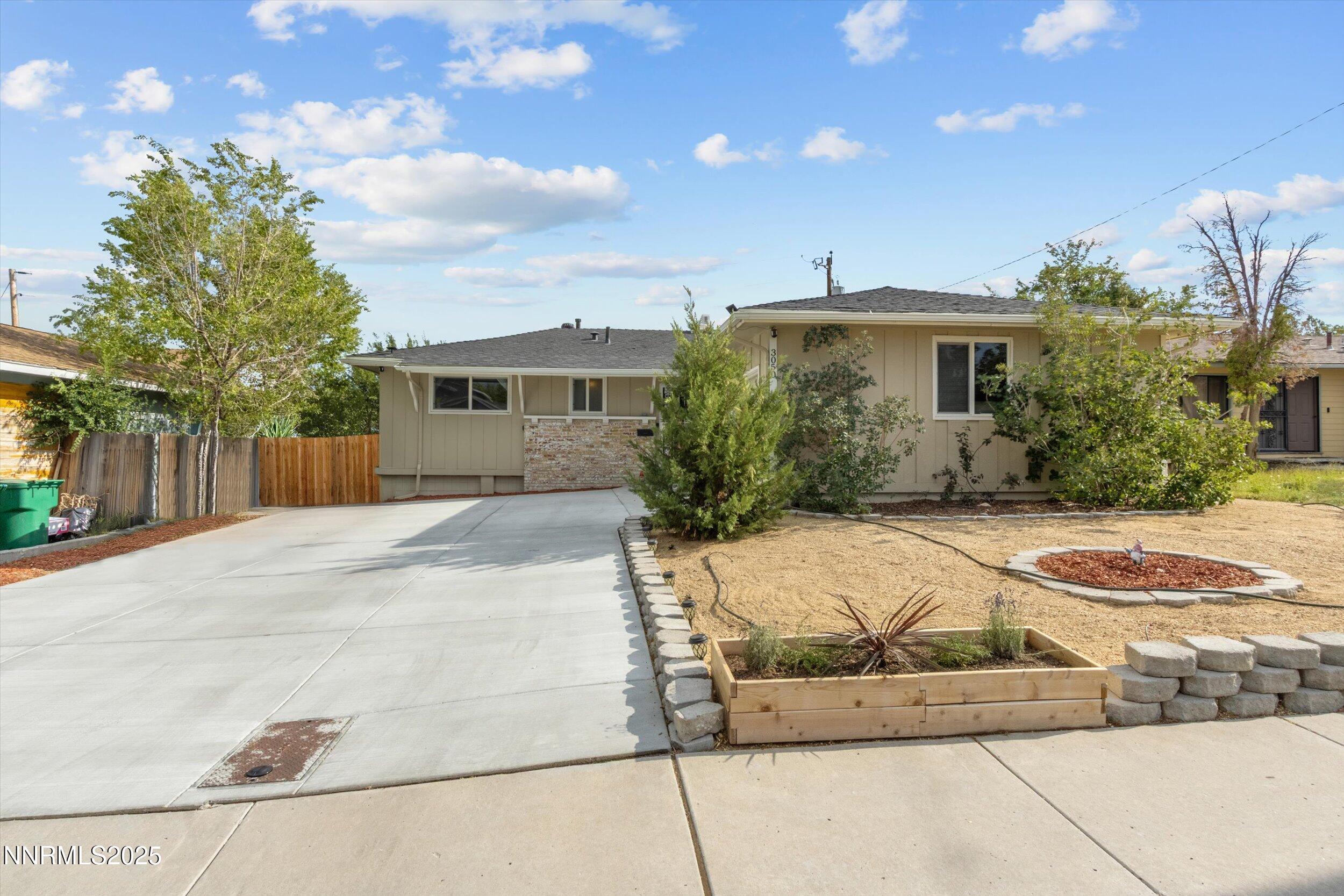 3050 Accacia Way Reno, NV 89503 - Photo 2 of 38 38-IMG_7631