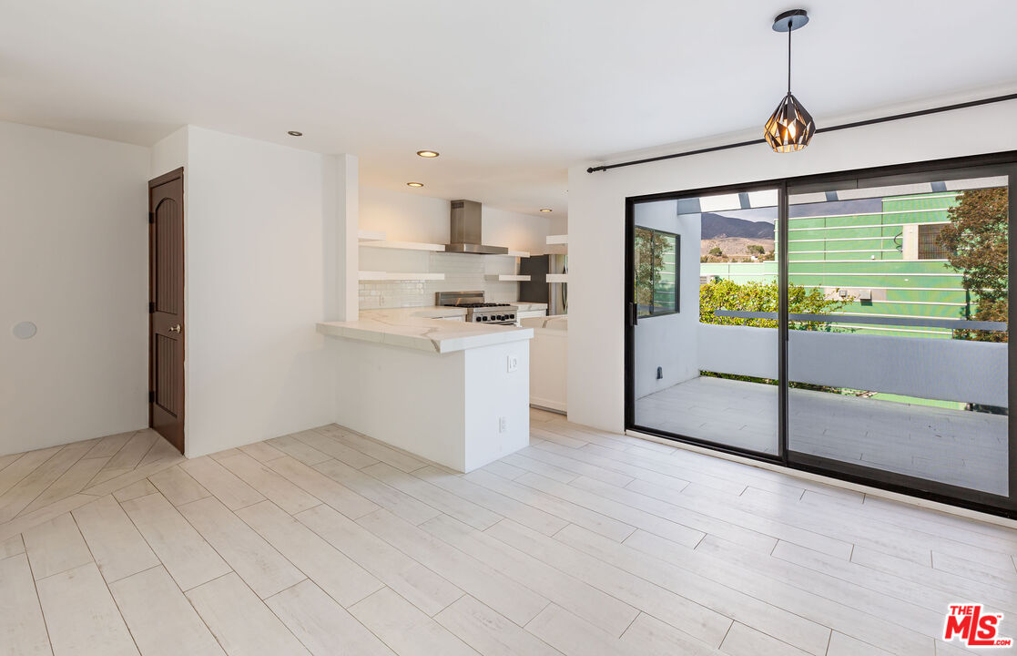 6508 Dume Drive Malibu, CA 90265 - Photo 22 of 39