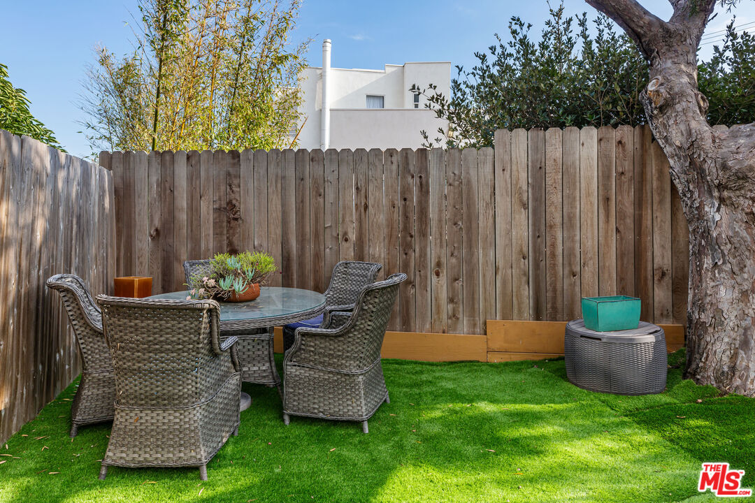 6508 Dume Drive Malibu, CA 90265 - Photo 34 of 39