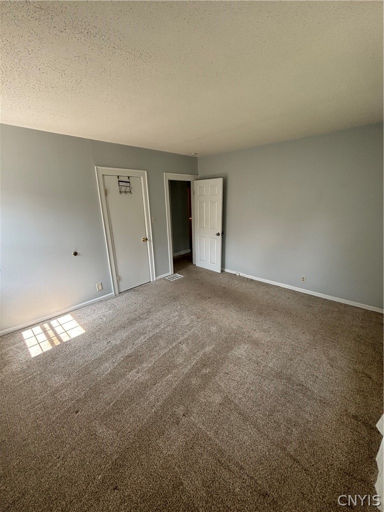 102 Wellington Road De Witt, NY 13214 - Photo 27 of 35