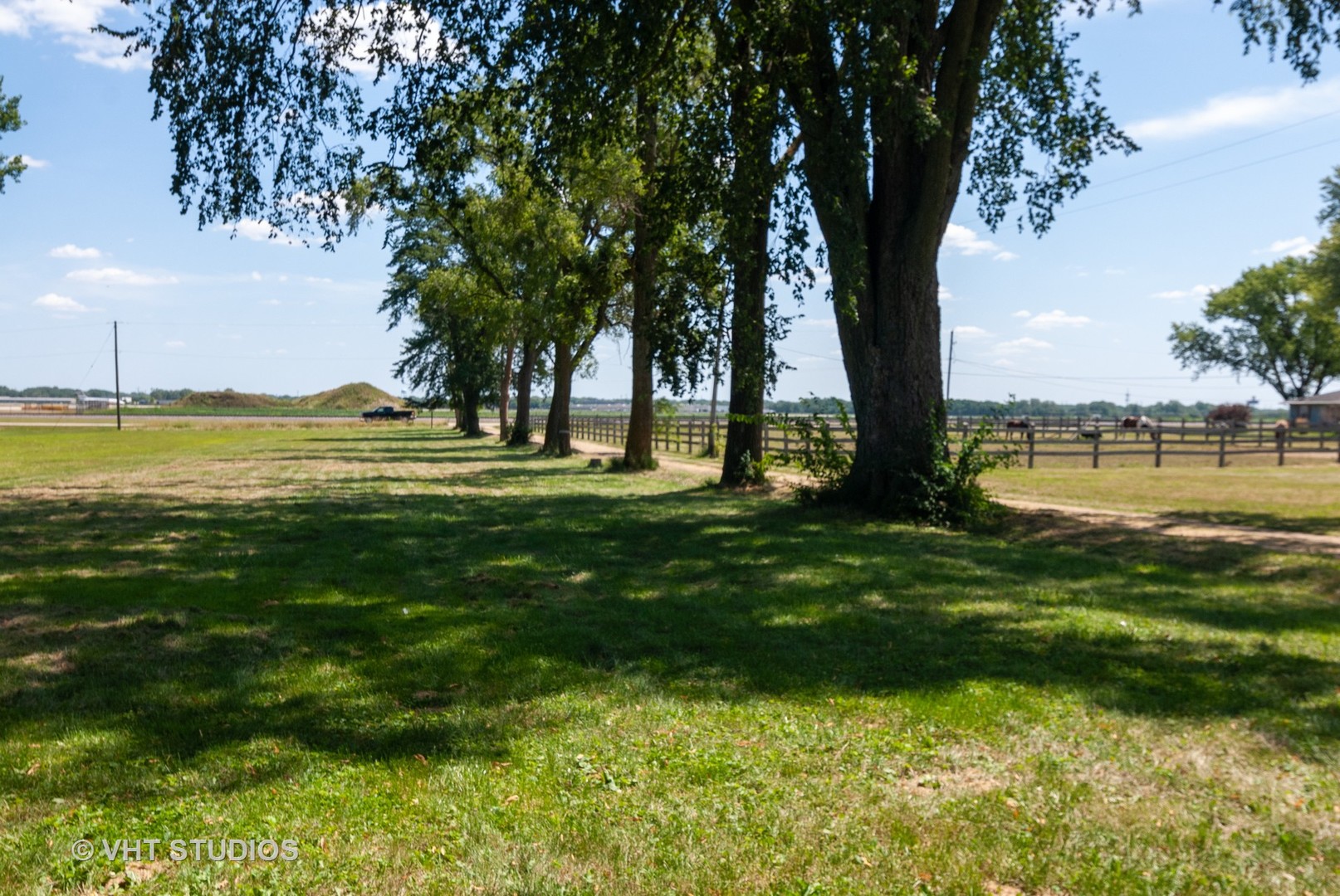 2N152 Kautz Road Geneva, IL 60134 - Photo 4 of 20