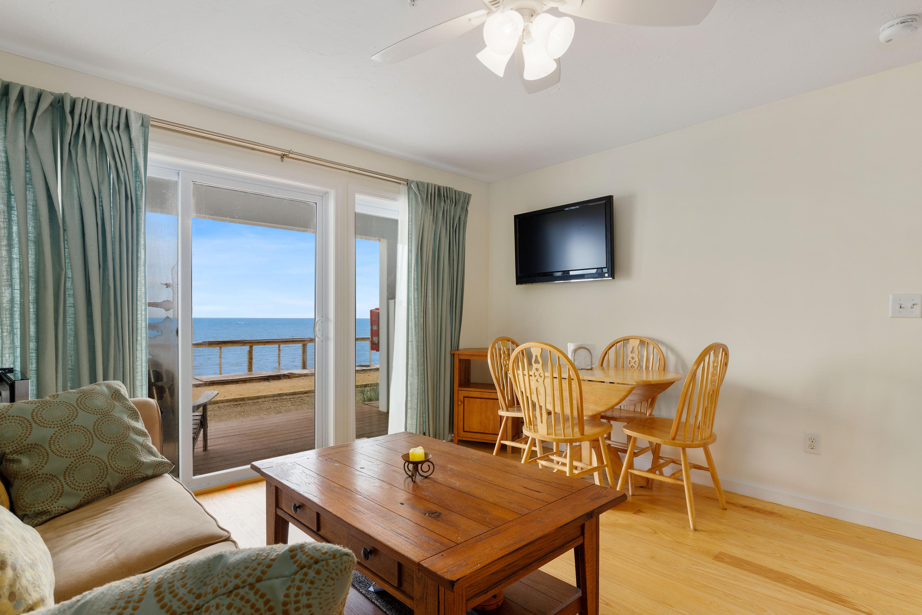 482 Shore Road, Unit 12 Truro, MA 02666 - Photo 7 of 20 482ShoLR-9