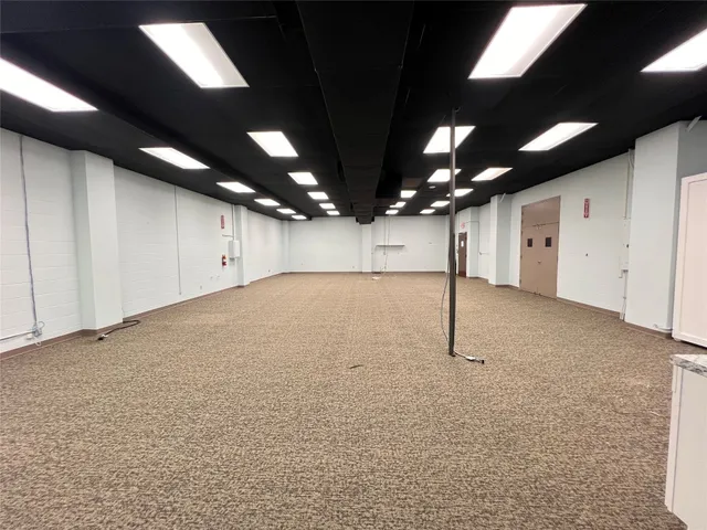 $2,544 | 211 East 3rd Street, Unit 130, Taylor, TX 76574