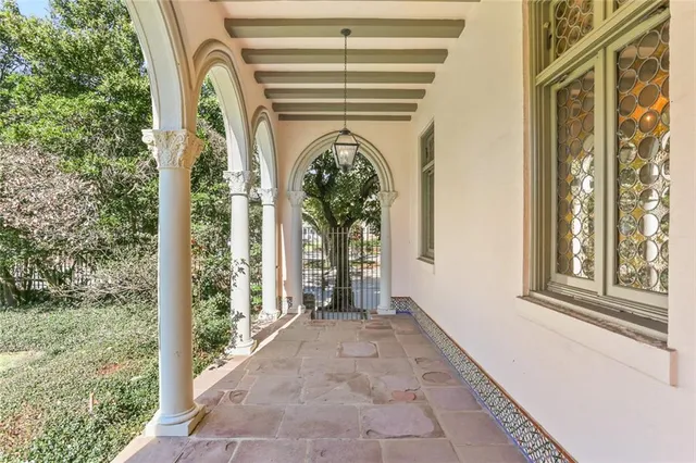 $5,900,000 | 27 Audubon Place, New Orleans, LA 70118