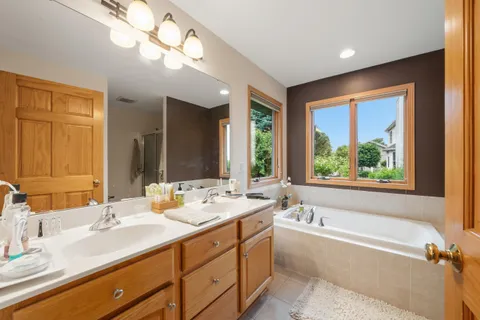 $629,900 | 403 Fair Oaks Drive, Williams Bay, WI 53191