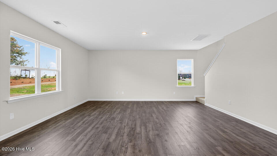 293 Maddox Drive Aberdeen, NC 28315 - Photo 12 of 32 Family Room