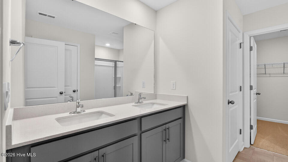 293 Maddox Drive Aberdeen, NC 28315 - Photo 23 of 32 Bathroom