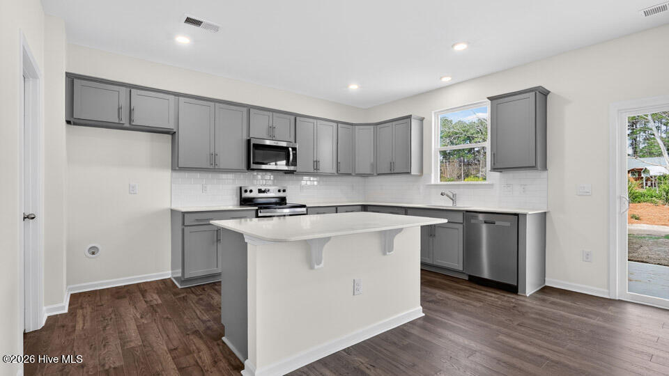 293 Maddox Drive Aberdeen, NC 28315 - Photo 3 of 32 Kitchen