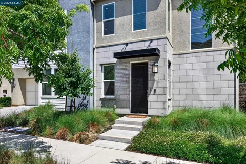 $1,898,800 | 5821 Nugget Way, Dublin, CA 94568