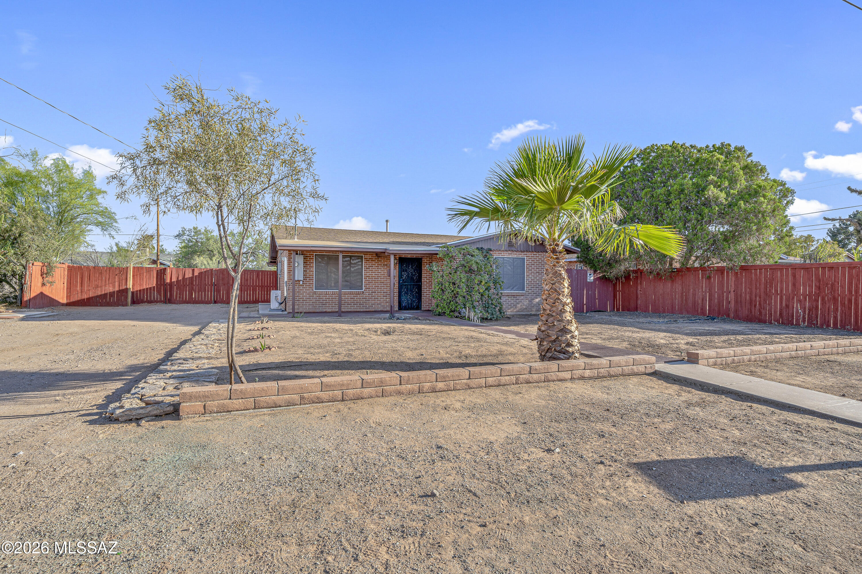 908 East Pastime Road Tucson, AZ 85719 - Photo 2 of 19