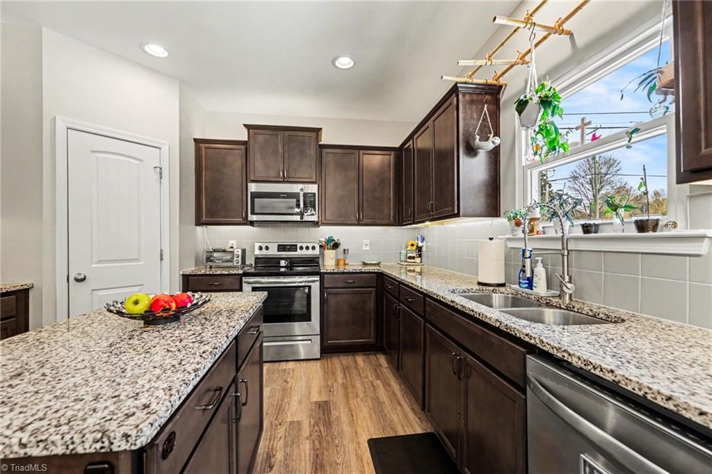 107 Charleston Ridge Drive Mocksville, NC 27028 - Photo 11 of 32