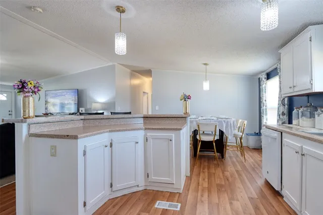 $194,500 | 311 Glenwood Street, Gainesville, TX 76240