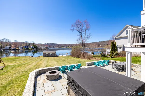 $1,495,000 | 129 East Lake Street, Winchester, CT 06098