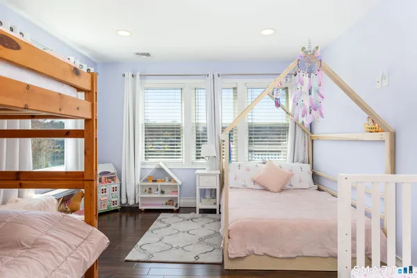 $1,495,000 | 129 East Lake Street, Winchester, CT 06098