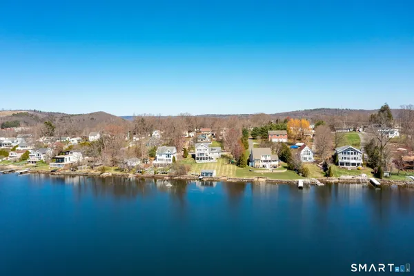 $1,495,000 | 129 East Lake Street, Winchester, CT 06098