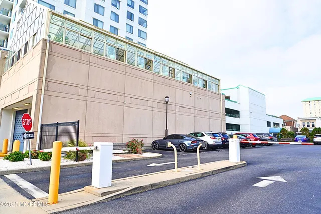 a building outdoor space with a table and chairs