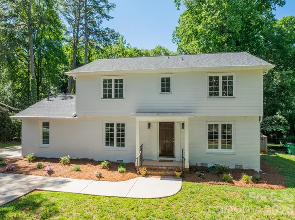 $679,000 | 7101 Sherbourne Drive, Charlotte, NC 28210