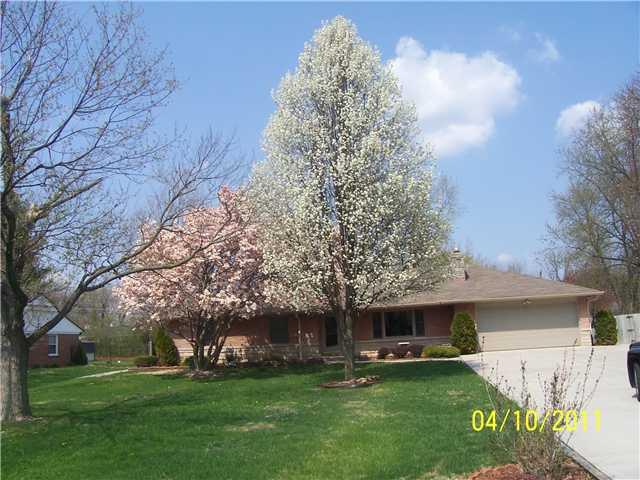 4522 Radnor Road Indianapolis, IN 46226 - Photo 1 of 18 Gallery Image 1