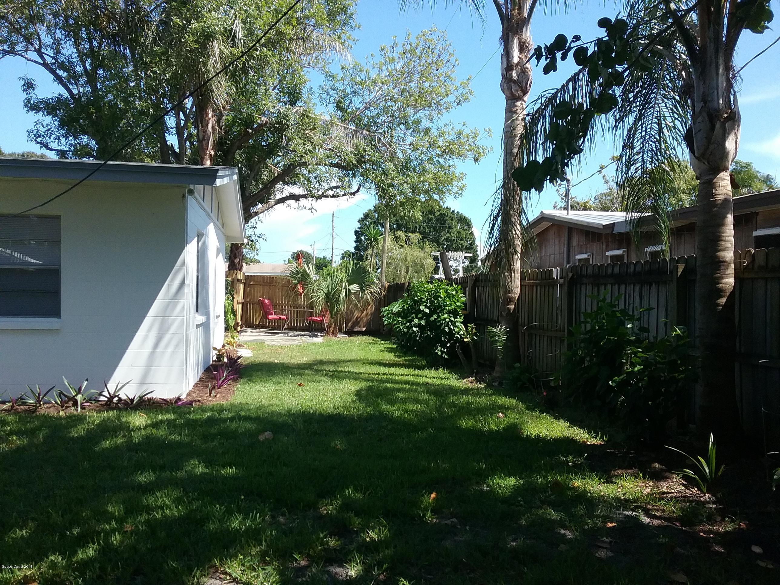 2247 Laden Road Melbourne, FL 32935 - Photo 3 of 11 2247 Laden yard