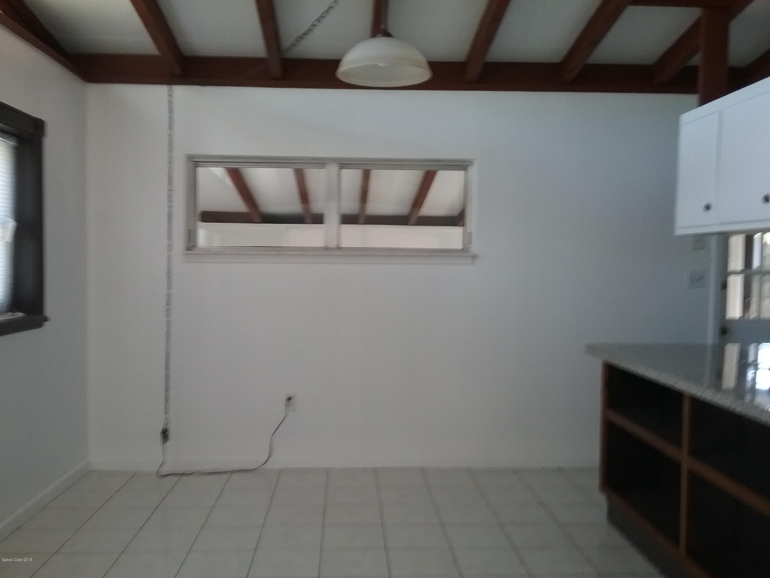 2247 Laden Road Melbourne, FL 32935 - Photo 7 of 11 2247 Laden dining room
