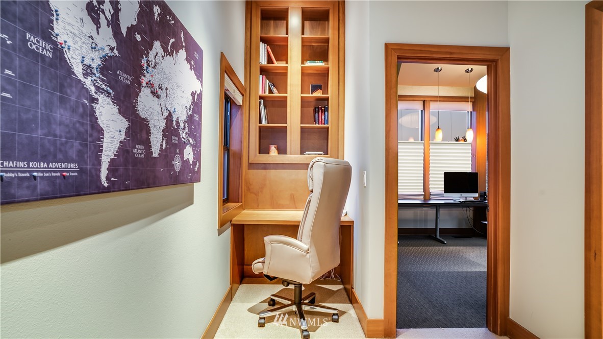 2334 North 57th Street Seattle, WA 98103 - Photo 12 of 25