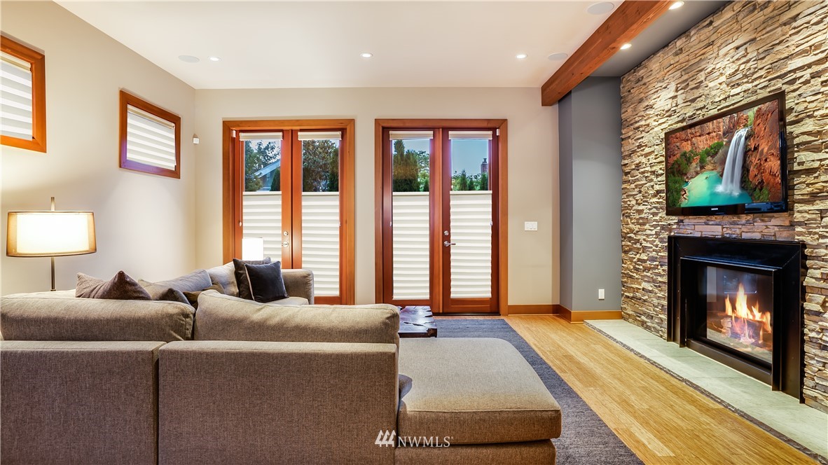 2334 North 57th Street Seattle, WA 98103 - Photo 6 of 25