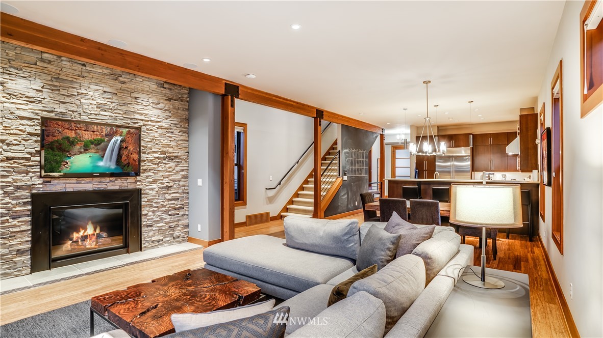 2334 North 57th Street Seattle, WA 98103 - Photo 7 of 25