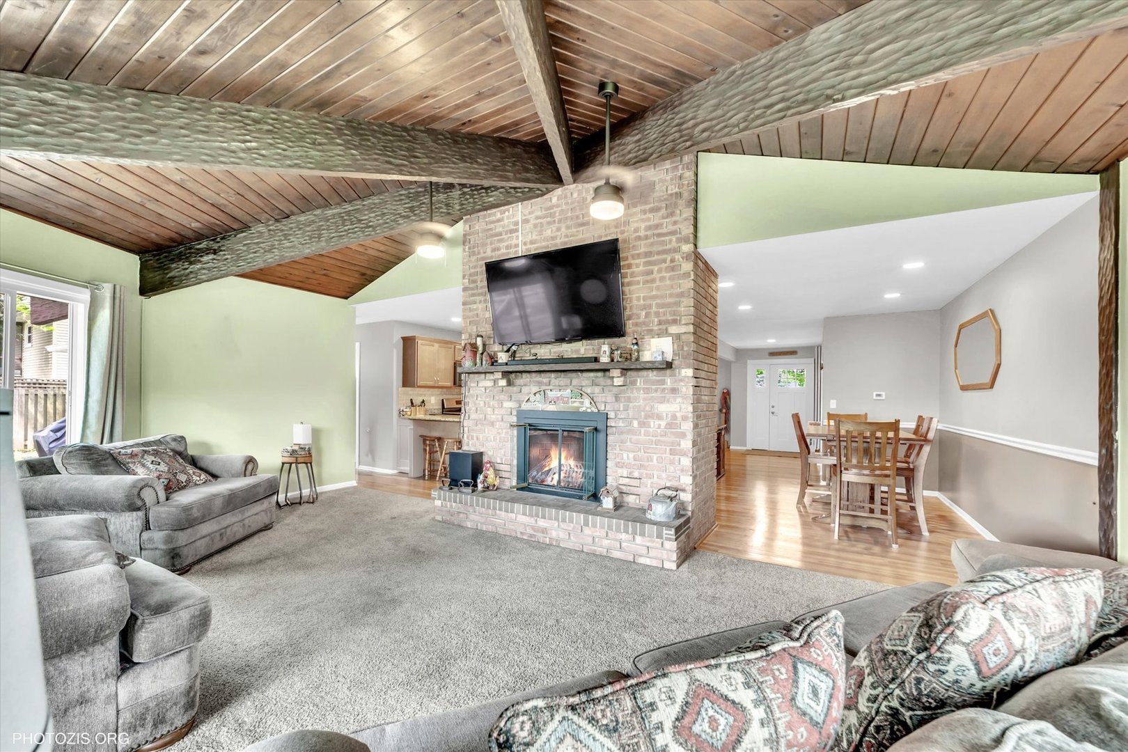 226 South Rathje Road Peotone, IL 60468 - Photo 5 of 43