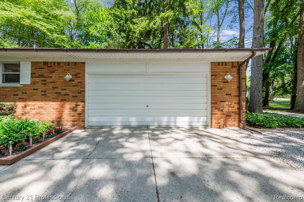 8638 Stone Road Algonac, MI 48001 - Photo 50 of 70