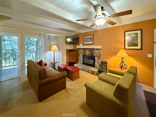 $225,000 | 196 114 Rockledge Ln Lake, Lake Arrowhead, CA 92352