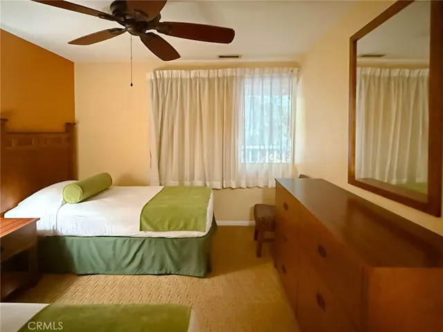 $225,000 | 196 114 Rockledge Ln Lake, Lake Arrowhead, CA 92352