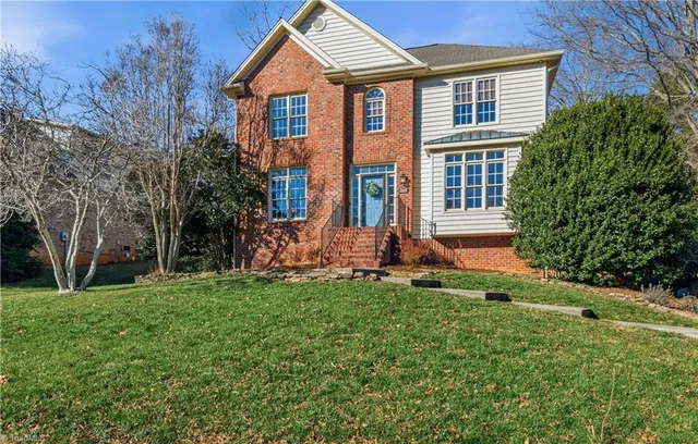 $575,000 | 325 Stonebrook Lane, Winston-Salem, NC 27104