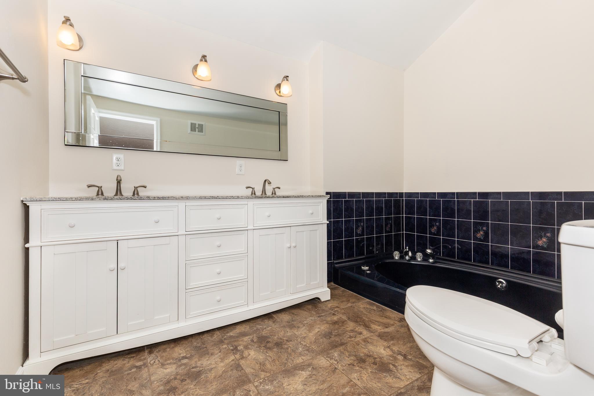 54 East Moser Road Thurmont, MD 21788 - Photo 28 of 49 Primary Bathroom