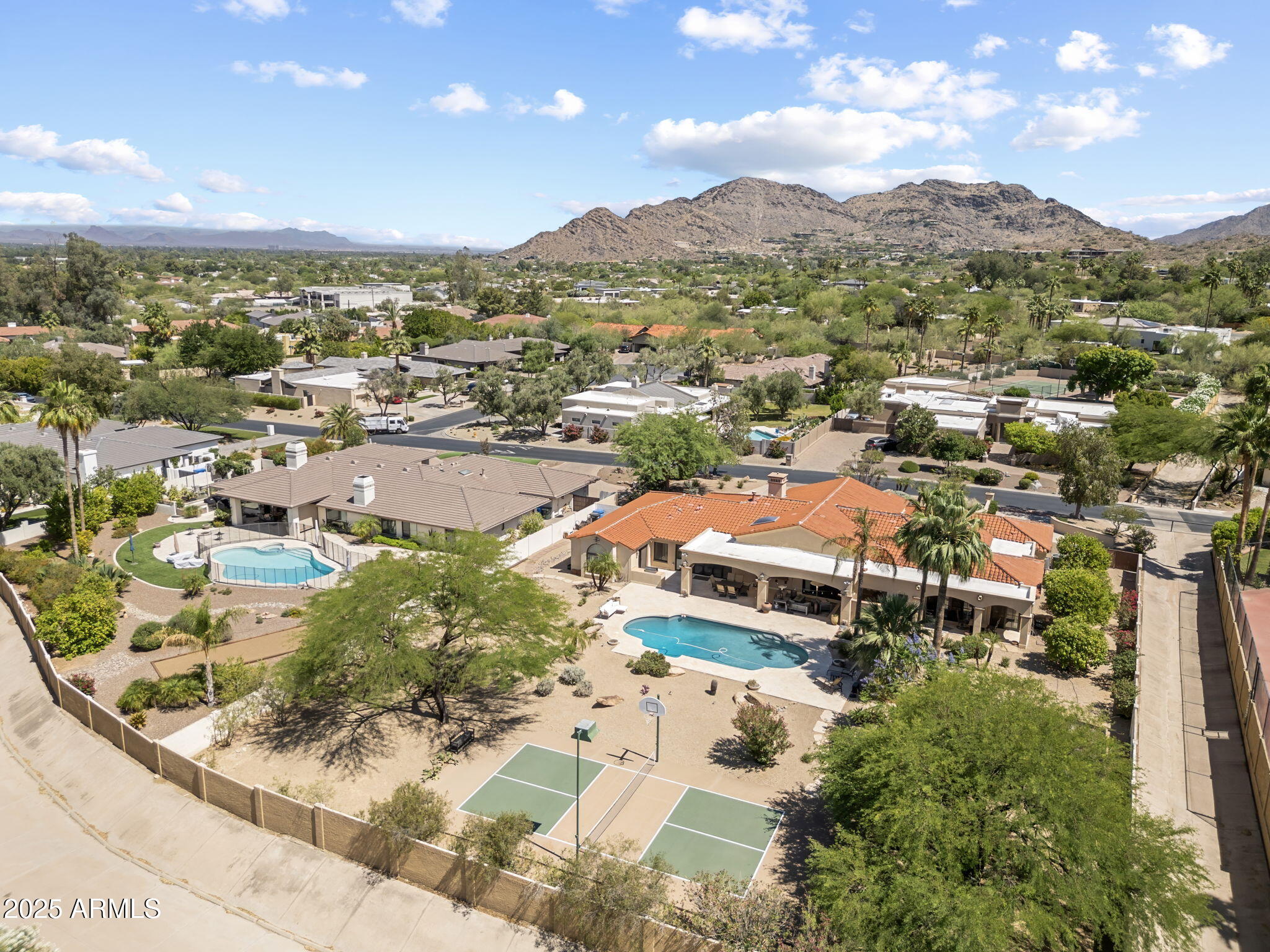 4520 East Horseshoe Road Phoenix, AZ 85028 - Photo 13 of 50 a view of a city