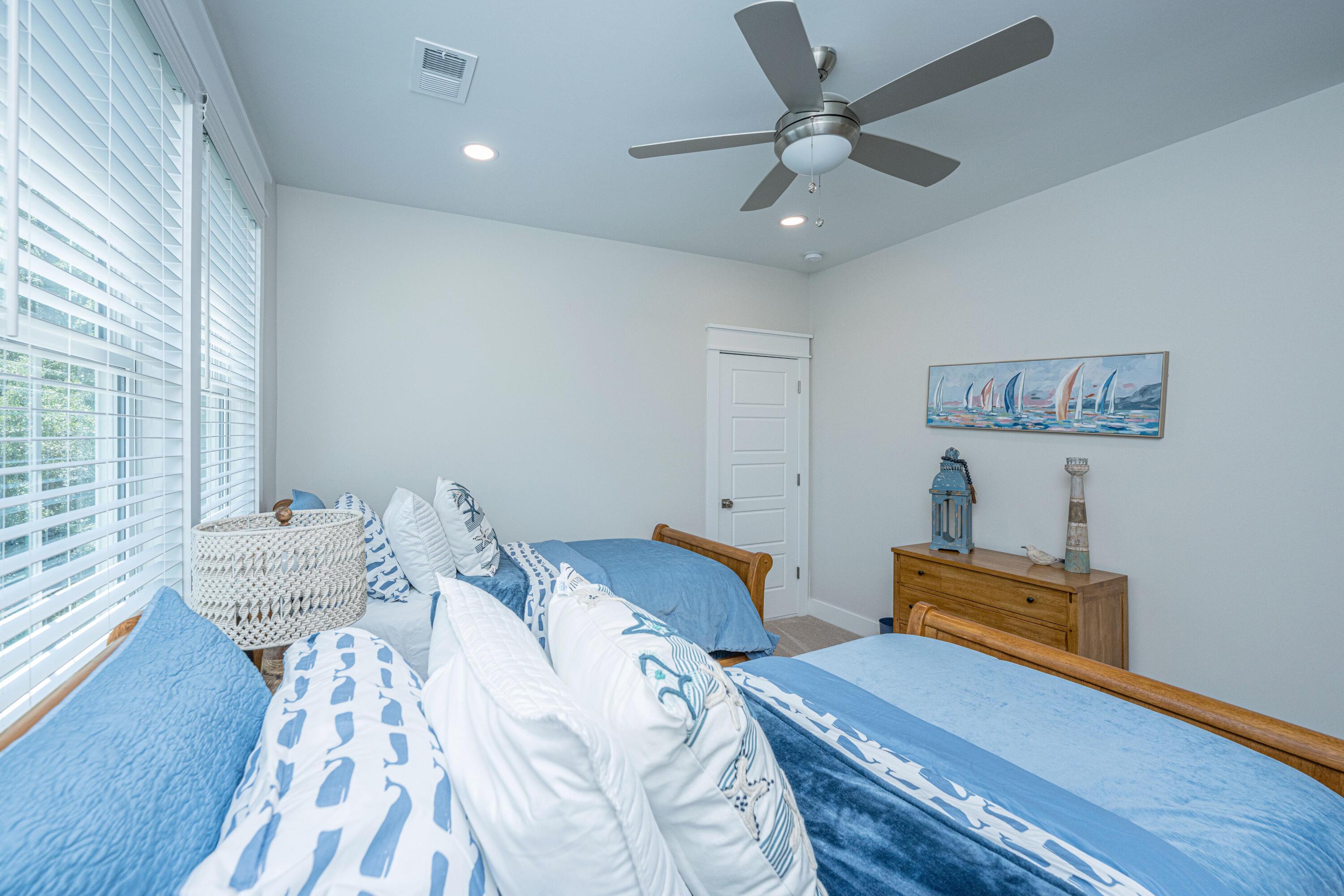 1087 Capersview Court Awendaw, SC 29429 - Photo 37 of 80 1087CapersviewCt041